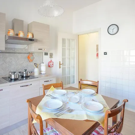 Gorgeous In With Wifi Apartment