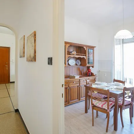 Gorgeous In With Wifi Apartman Genova